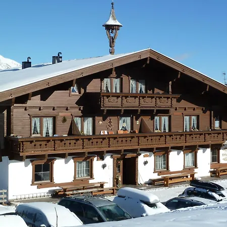 Haus Hoelzlbauer 5 Apartamento *